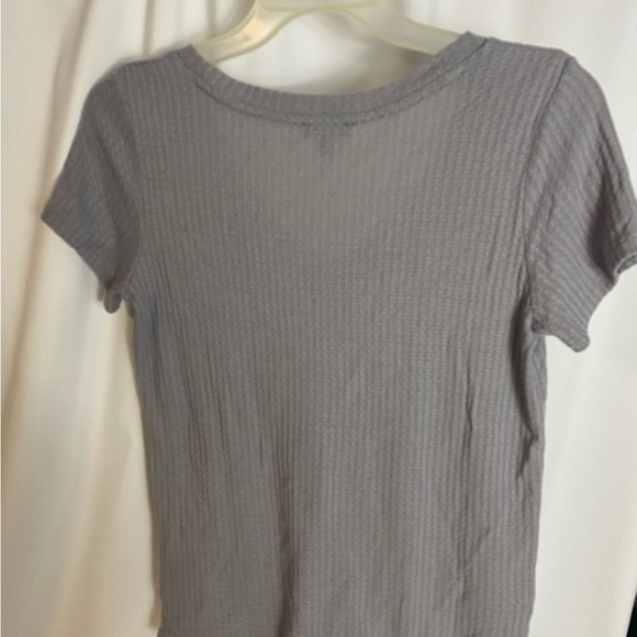 Express Top - Picture 2 of 3